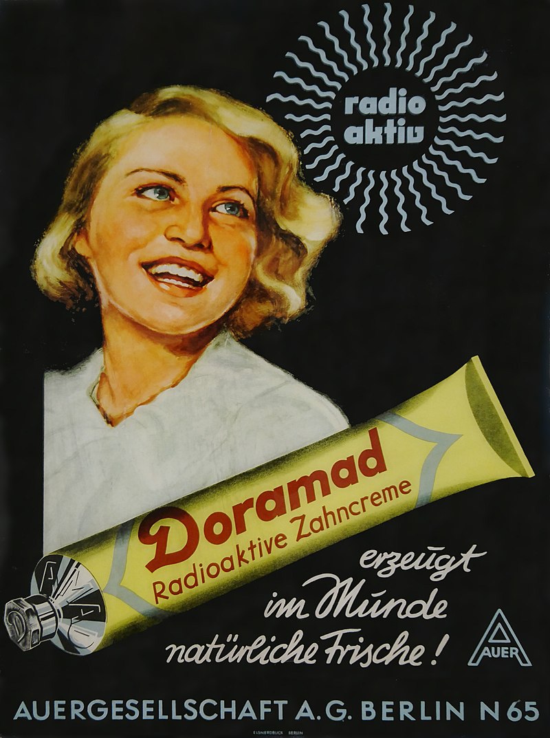 800px-Doramad_Advertisement